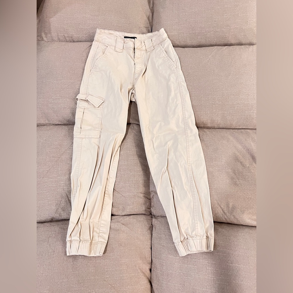 Tan cotton on cargo pants